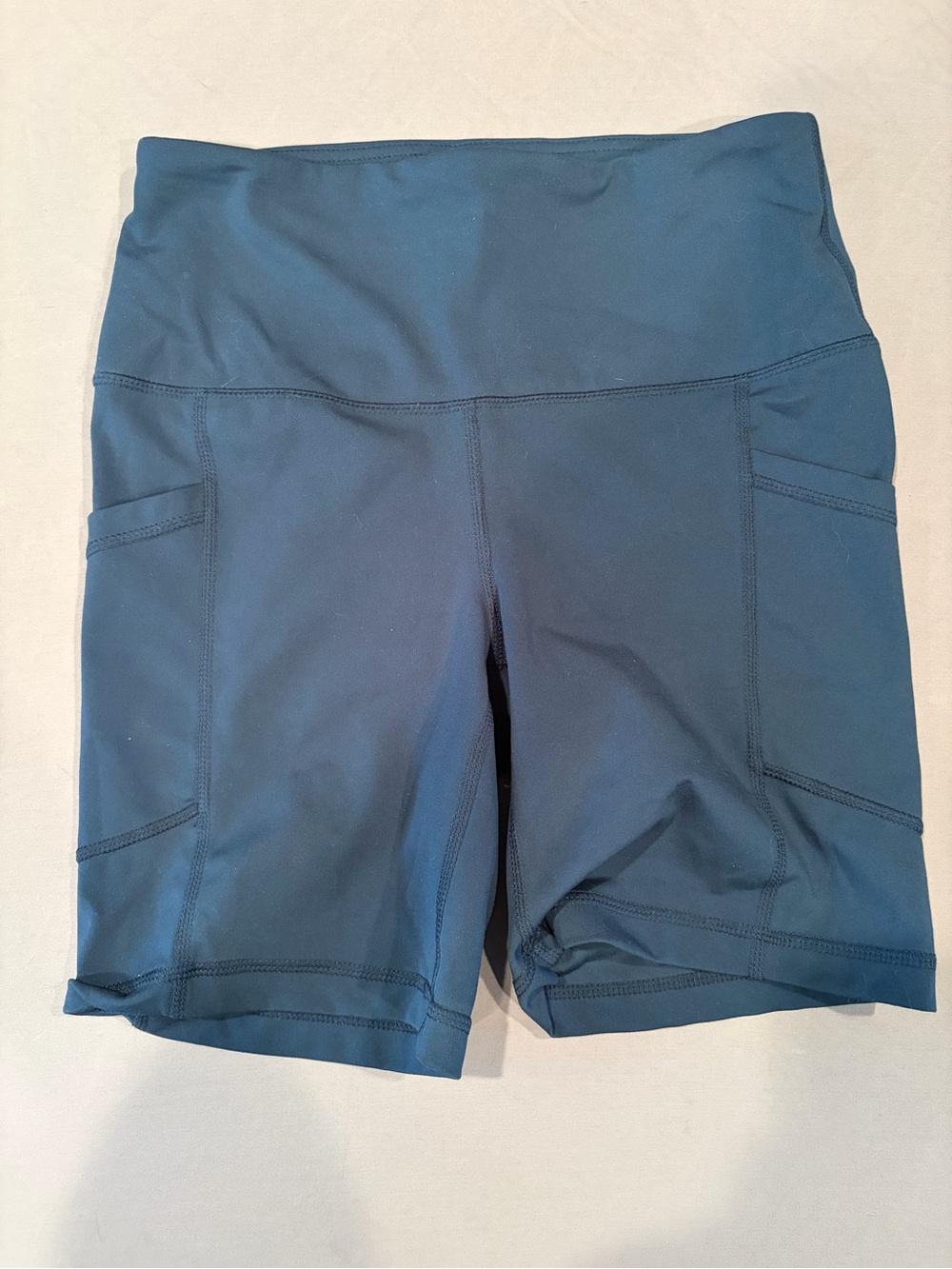 Yogalicious Women's Bike Shorts in Teal Blue